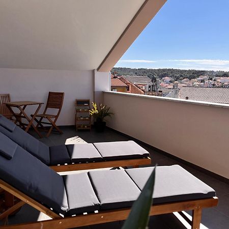 Apartment Oscar Малий Лошинь Екстер'єр фото