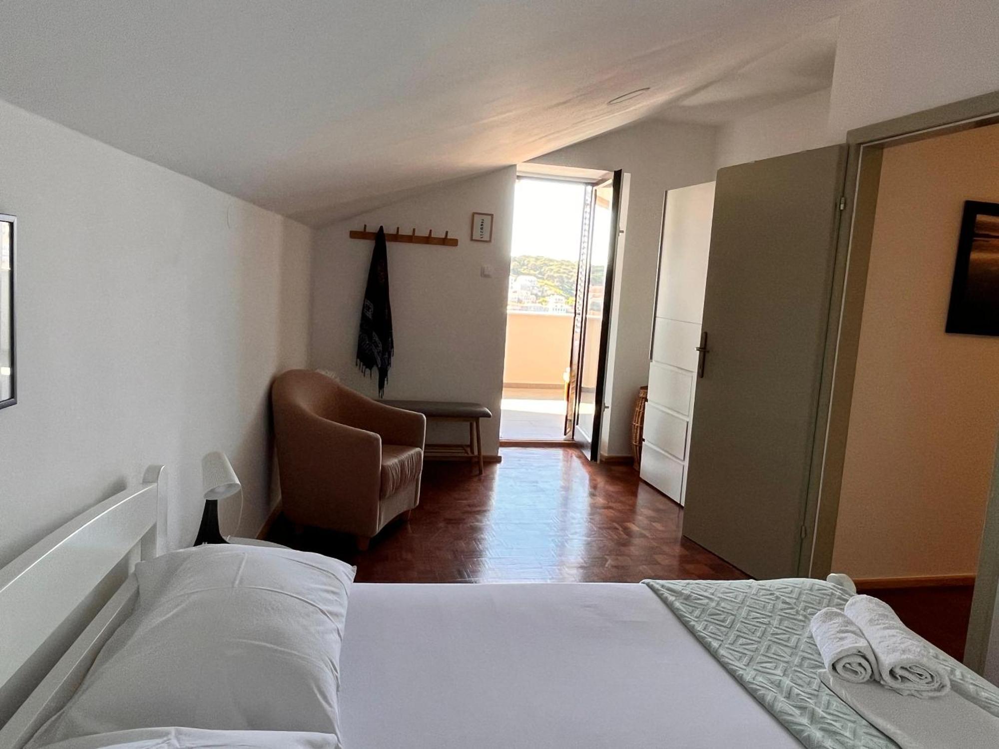 Apartment Oscar Малий Лошинь Екстер'єр фото